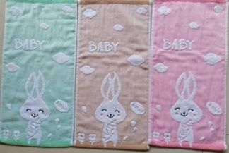 165GT Зайки с петелькой 25х50 (12) Полотенце Северный город