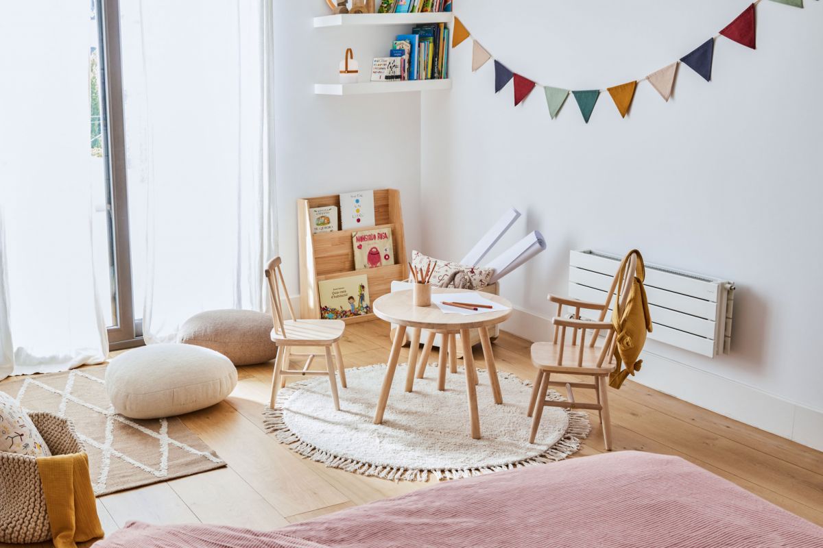 Детский стул Daisa из массива каучука