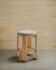 Granite Полубарный табурет из бежевого шенилла и массива ясеня в натуральной отделке 65 см - 2