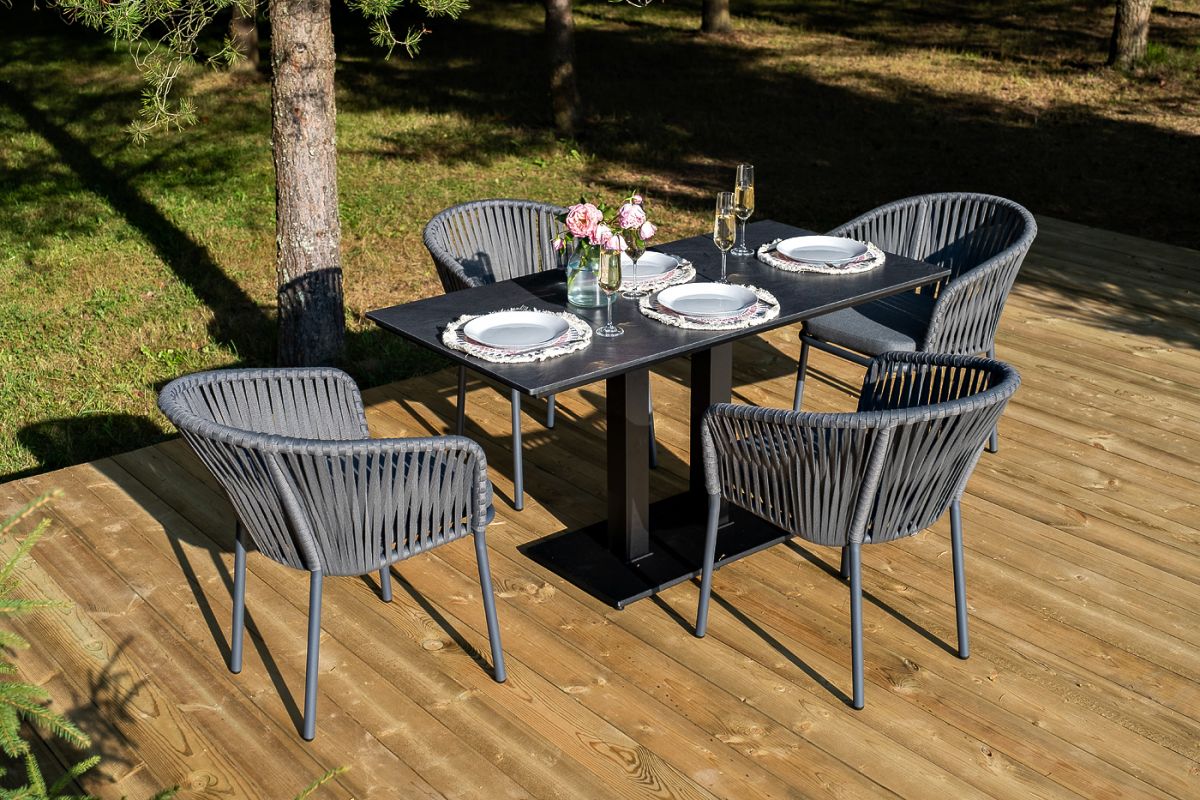 "Каффе Дабл" обеденная группа на 4 персоны, цвет "дуб"