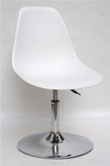 Кресло мастера 638-T Eames (White 07)