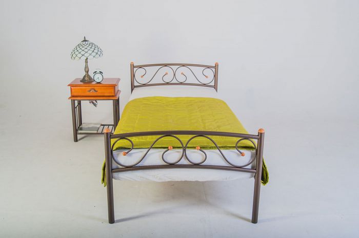 Кровать Валерия с изножьем коричневый бархат с матрасом Дрема Etalon стандарт 90Х200