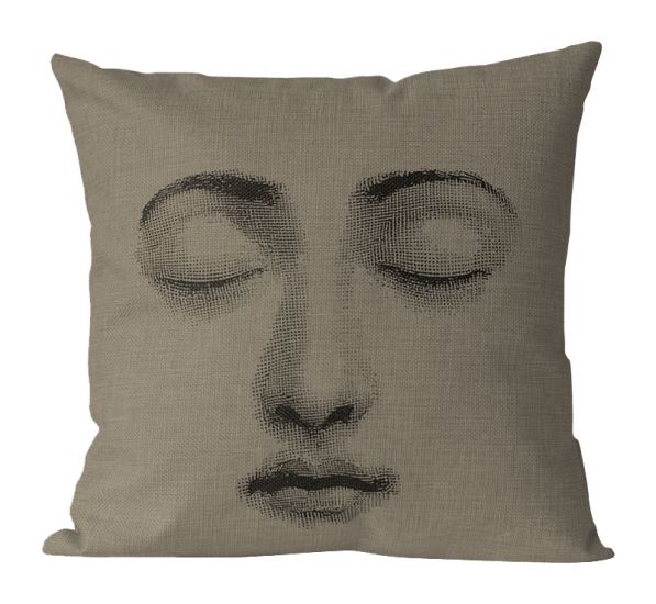 Подушка с портретом Лины Пьеро Форназетти Dream