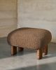 Пуф Cabana Taupe Boucle с ножками в отделке орех 65x55,4 - 2