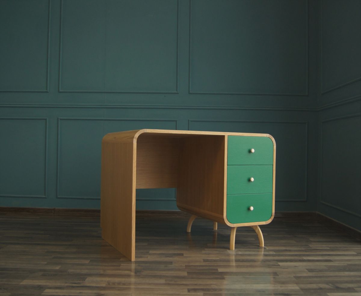 Рабочий стол "Ellipse" с одной тумбой