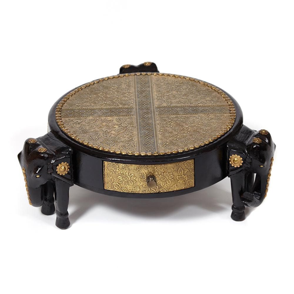 Столик Secret De Maison 3 SLONA ( mod. ND-005) дерево манго-латунная чеканка, Dia 48. В 19 см, этнич